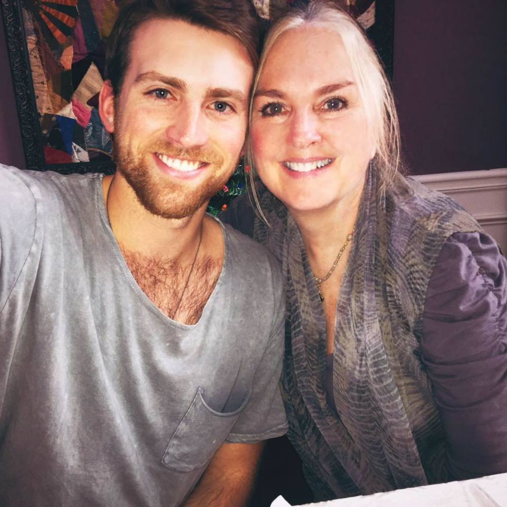 Meet your Posher, Sandy